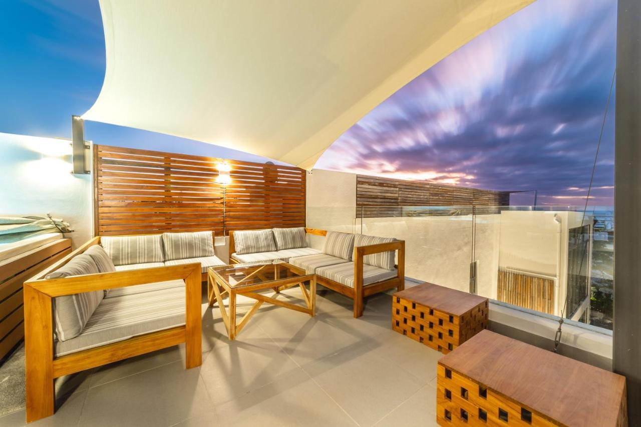 One Bay Residence Unit 15 - Penthouse With Private Roof Top, Jacuzzi And Sea View Гран-Бе Екстер'єр фото