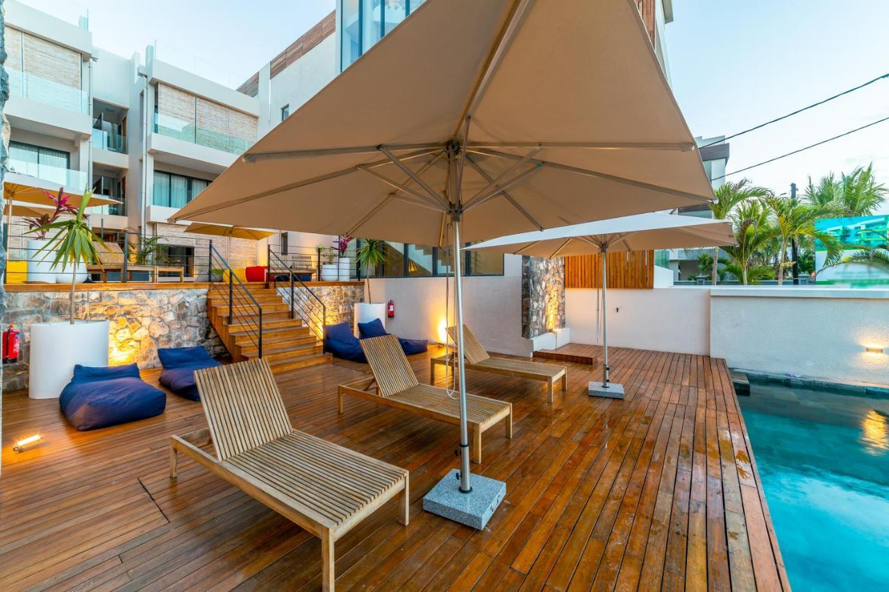 One Bay Residence Unit 15 - Penthouse With Private Roof Top, Jacuzzi And Sea View Гран-Бе Екстер'єр фото